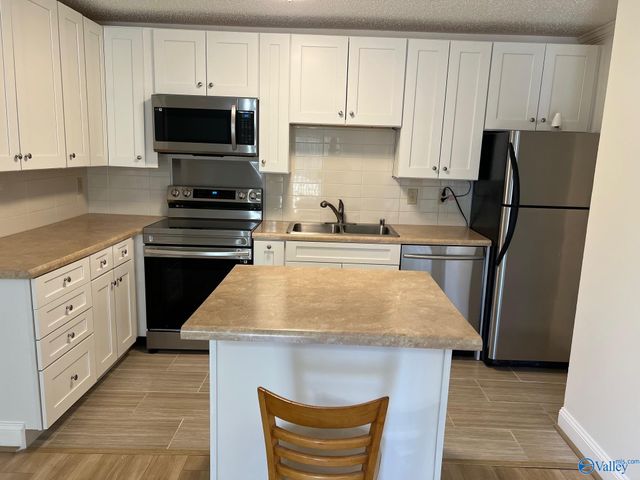 6620 Willow Pointe Drive f, Huntsville, AL 35806