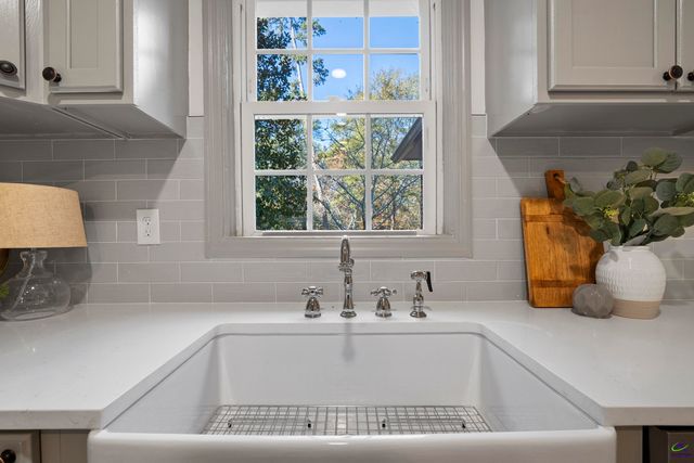 1297 Wesleyan Drive, Macon, GA 31210