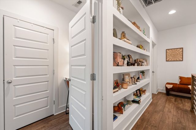 672 James Ave, Nashville, TN 37209
