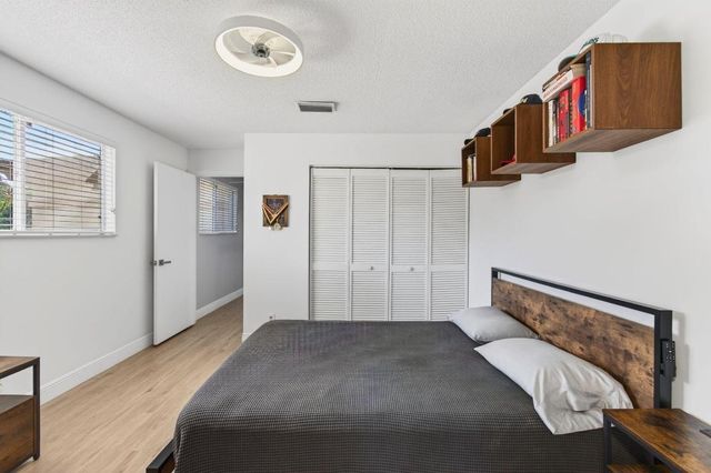 6766 Via Regina, Boca Raton, FL 33433