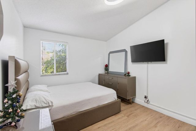 6766 Via Regina, Boca Raton, FL 33433