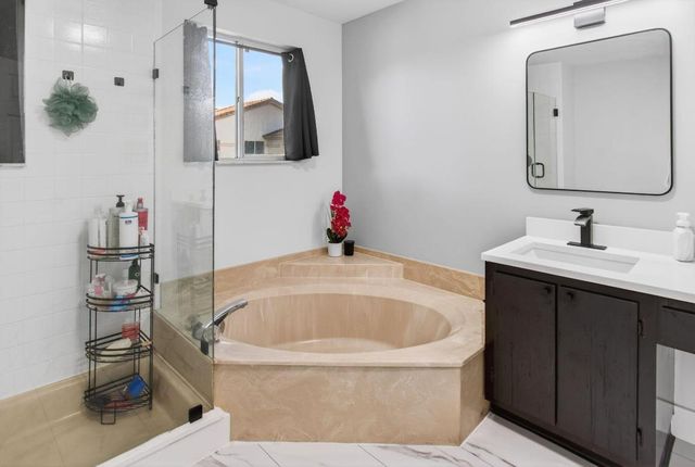 6766 Via Regina, Boca Raton, FL 33433