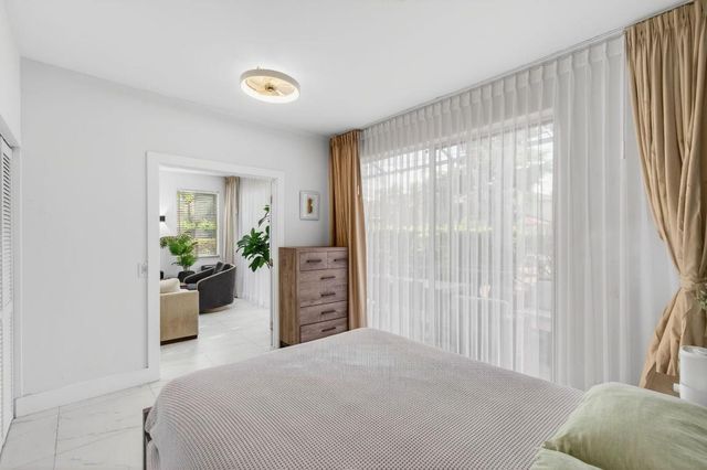 6766 Via Regina, Boca Raton, FL 33433