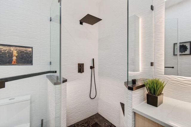 6766 Via Regina, Boca Raton, FL 33433