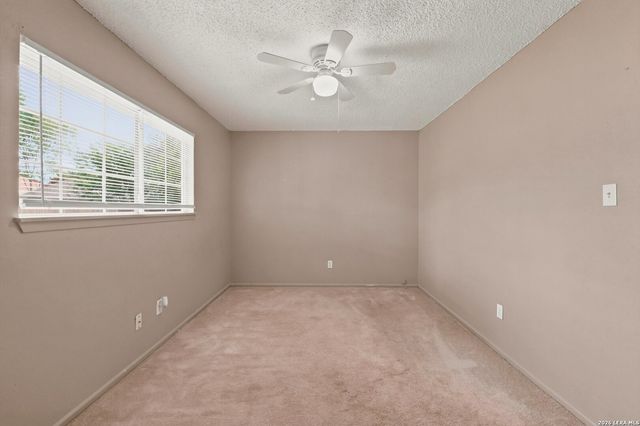 110 LEHMANN ST, Boerne, TX 78006