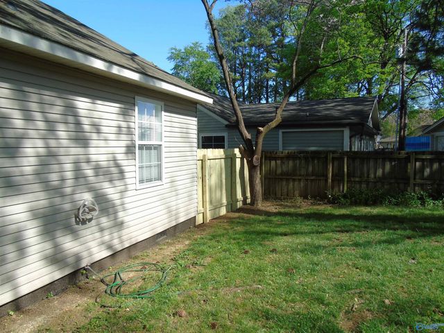 1915 Vanderbilt Circle SW, Huntsville, AL 35801