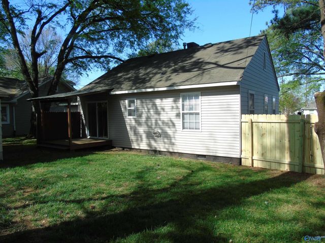 1915 Vanderbilt Circle SW, Huntsville, AL 35801