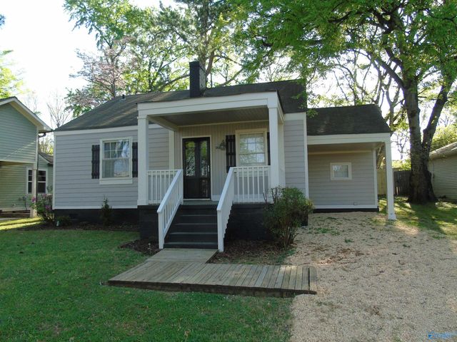 1915 Vanderbilt Circle SW, Huntsville, AL 35801