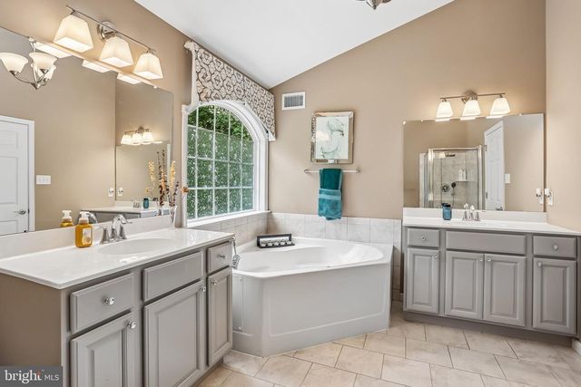 1012 WOODRUFF RD, Coatesville, PA 19320