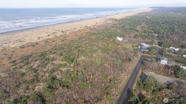 8 Driftwood Drive, Ocean City, WA 98569