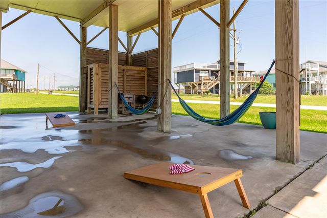 2297 Martinique, Crystal Beach, TX 77650