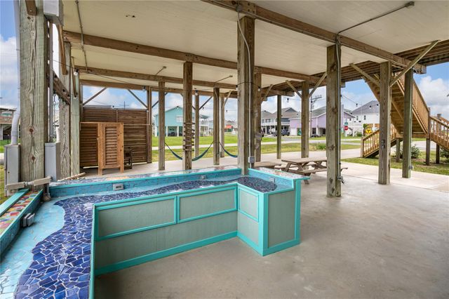 2297 Martinique, Crystal Beach, TX 77650