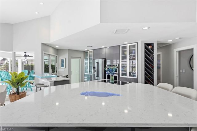 4937 Triton CT W, Cape Coral, FL 33904