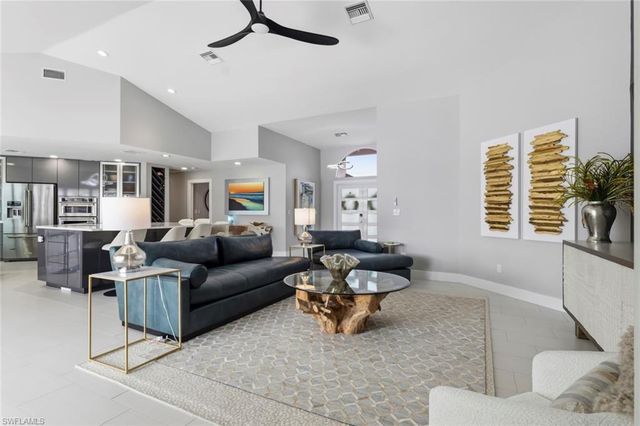 4937 Triton CT W, Cape Coral, FL 33904