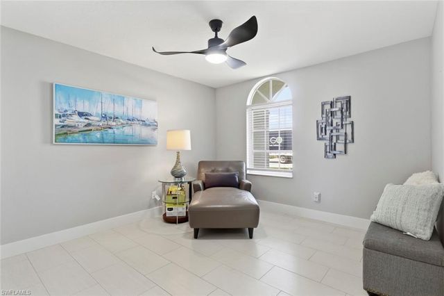 4937 Triton CT W, Cape Coral, FL 33904