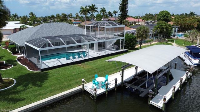 4937 Triton CT W, Cape Coral, FL 33904