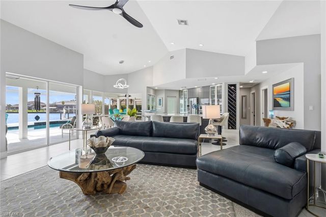 4937 Triton CT W, Cape Coral, FL 33904