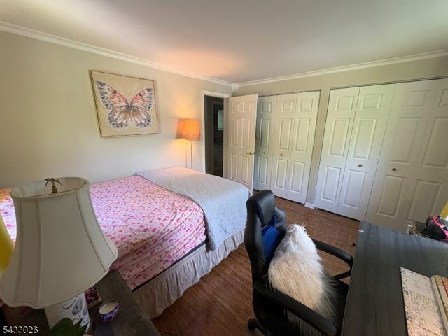 19 Circle Dr, West Milford Twp., NJ 07438