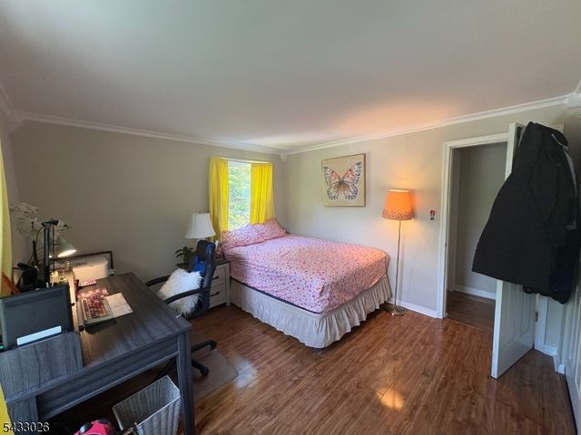 19 Circle Dr, West Milford Twp., NJ 07438