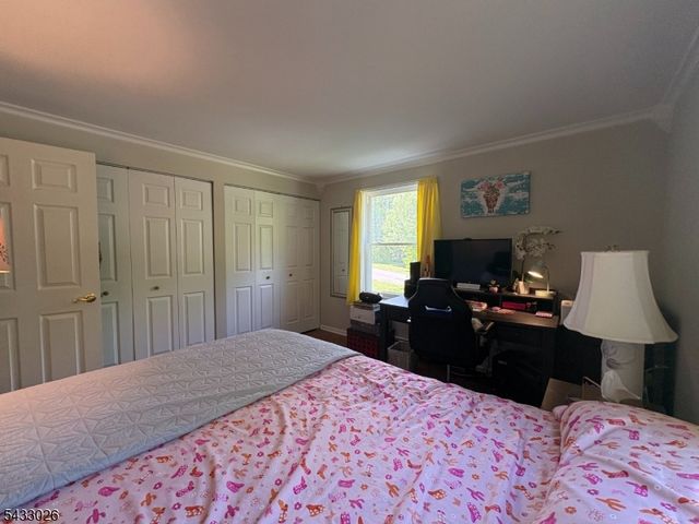 19 Circle Dr, West Milford Twp., NJ 07438