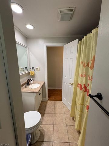 19 Circle Dr, West Milford Twp., NJ 07438