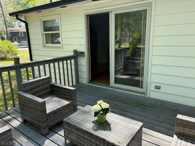 19 Circle Dr, West Milford Twp., NJ 07438