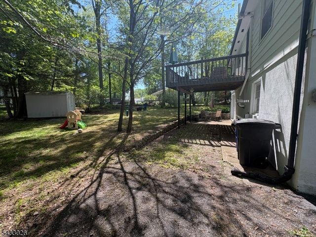 19 Circle Dr, West Milford Twp., NJ 07438