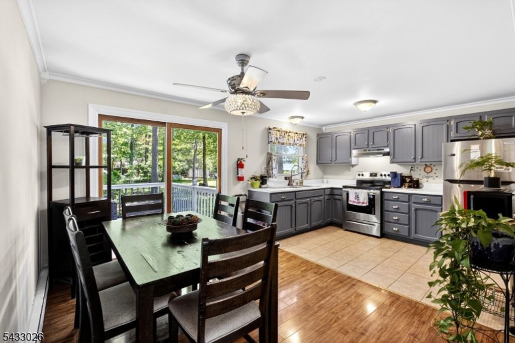 19 Circle Dr, West Milford Twp., NJ 07438 — photo 4