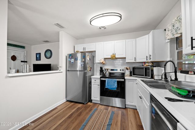 5033 LEXINGTON Avenue, Jacksonville, FL 32210