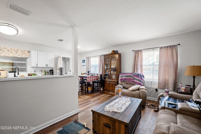 5033 LEXINGTON Avenue, Jacksonville, FL 32210