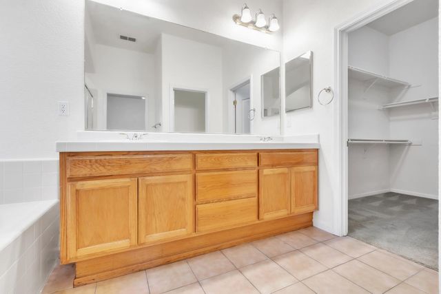 2081 Sebastian Way, Roseville, CA 95661