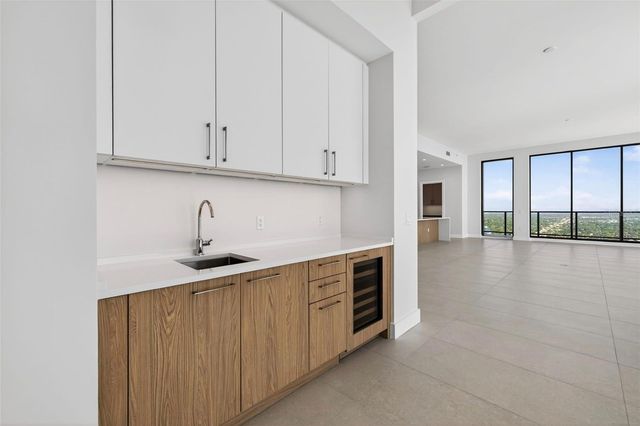 275 1ST AVENUE S 4202, St Petersburg, FL 33701