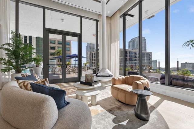 275 1ST AVENUE S 4202, St Petersburg, FL 33701