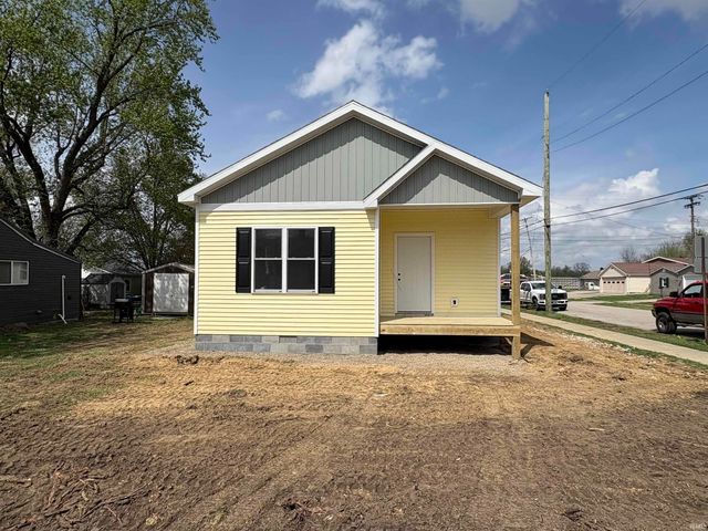 411 W Trusler Street, Oakland City, IN 47660