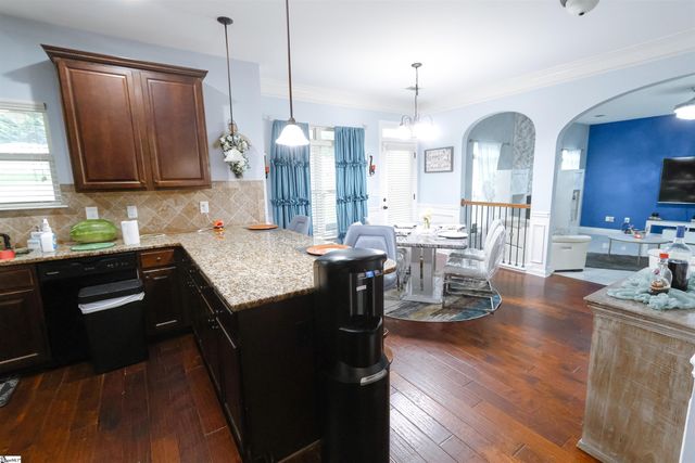 526 W Holloway Drive, Woodruff, SC 29388