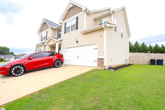 526 W Holloway Drive, Woodruff, SC 29388