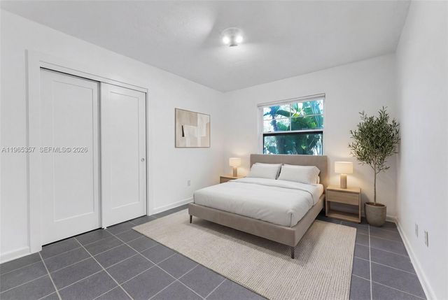 11201 SW 136th St, Miami, FL 33176