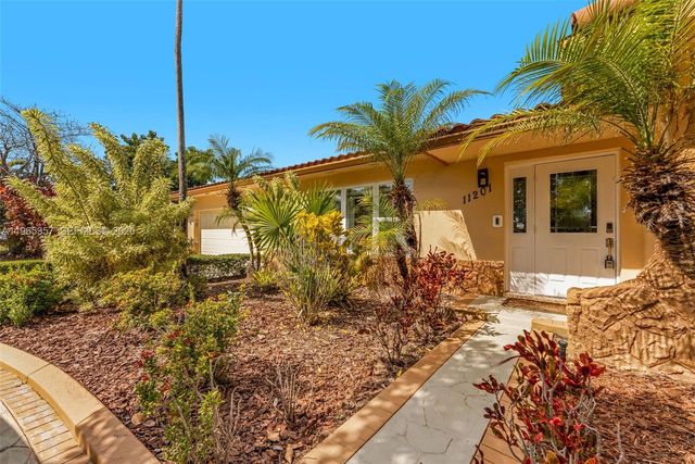 11201 SW 136th St, Miami, FL 33176