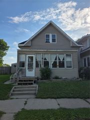 1837 D Street SW, Cedar Rapids, IA 52404