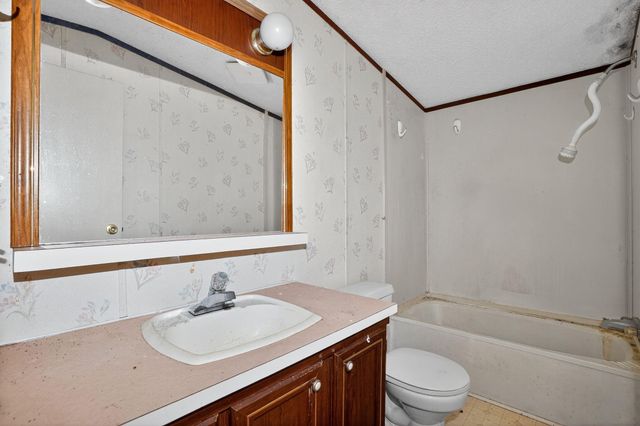 1 Ellis Court, Coldspring, TX 77331