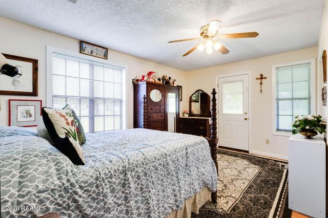 246 Highway 182, Sunset, LA 70584