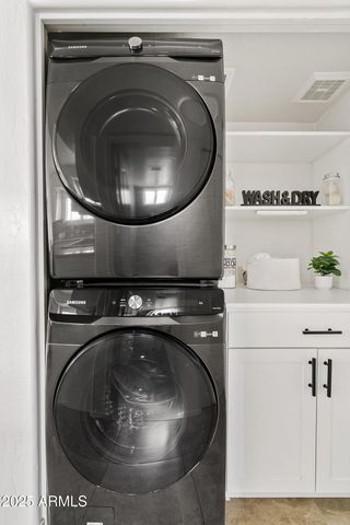 861 W SHELLFISH Drive, Gilbert, AZ 85233