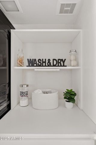 861 W SHELLFISH Drive, Gilbert, AZ 85233