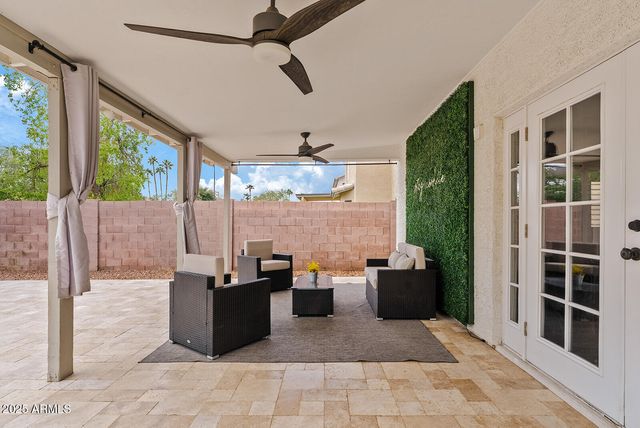 861 W SHELLFISH Drive, Gilbert, AZ 85233