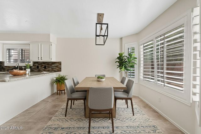 861 W SHELLFISH Drive, Gilbert, AZ 85233