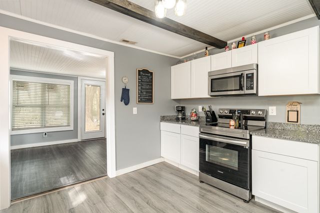 104 Morningside Dr, Portland, TN 37148