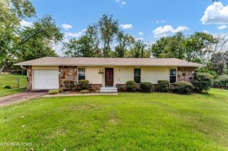 8914 Ripon Circle, Knoxville, TN 37923