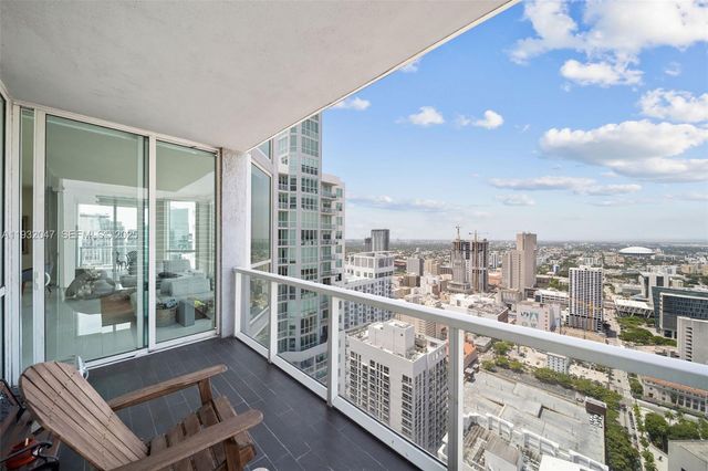 244 Biscayne Blvd 4608, Miami, FL 33132