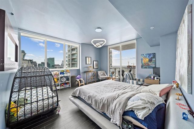 244 Biscayne Blvd 4608, Miami, FL 33132