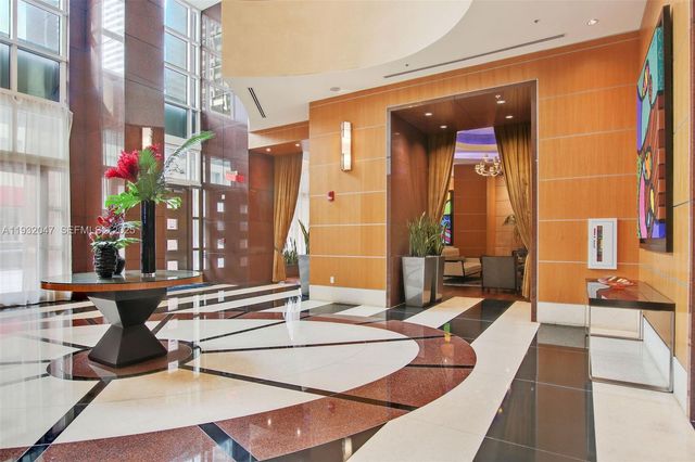 244 Biscayne Blvd 4608, Miami, FL 33132